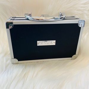 VAULTZ Makeup Brush Accessories Case Storage